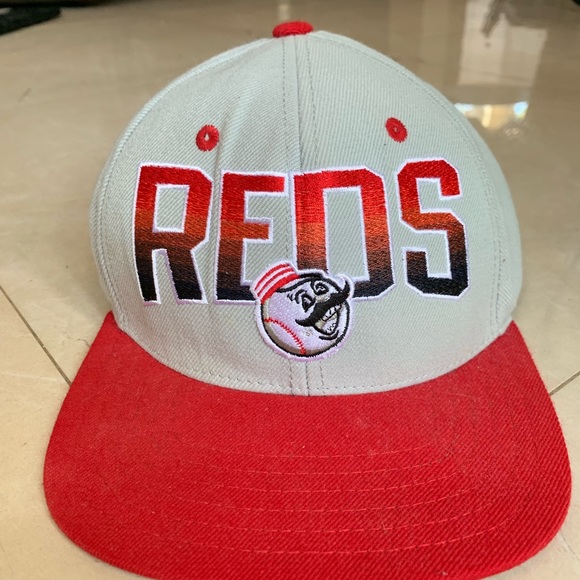cincinnati reds baseball cap